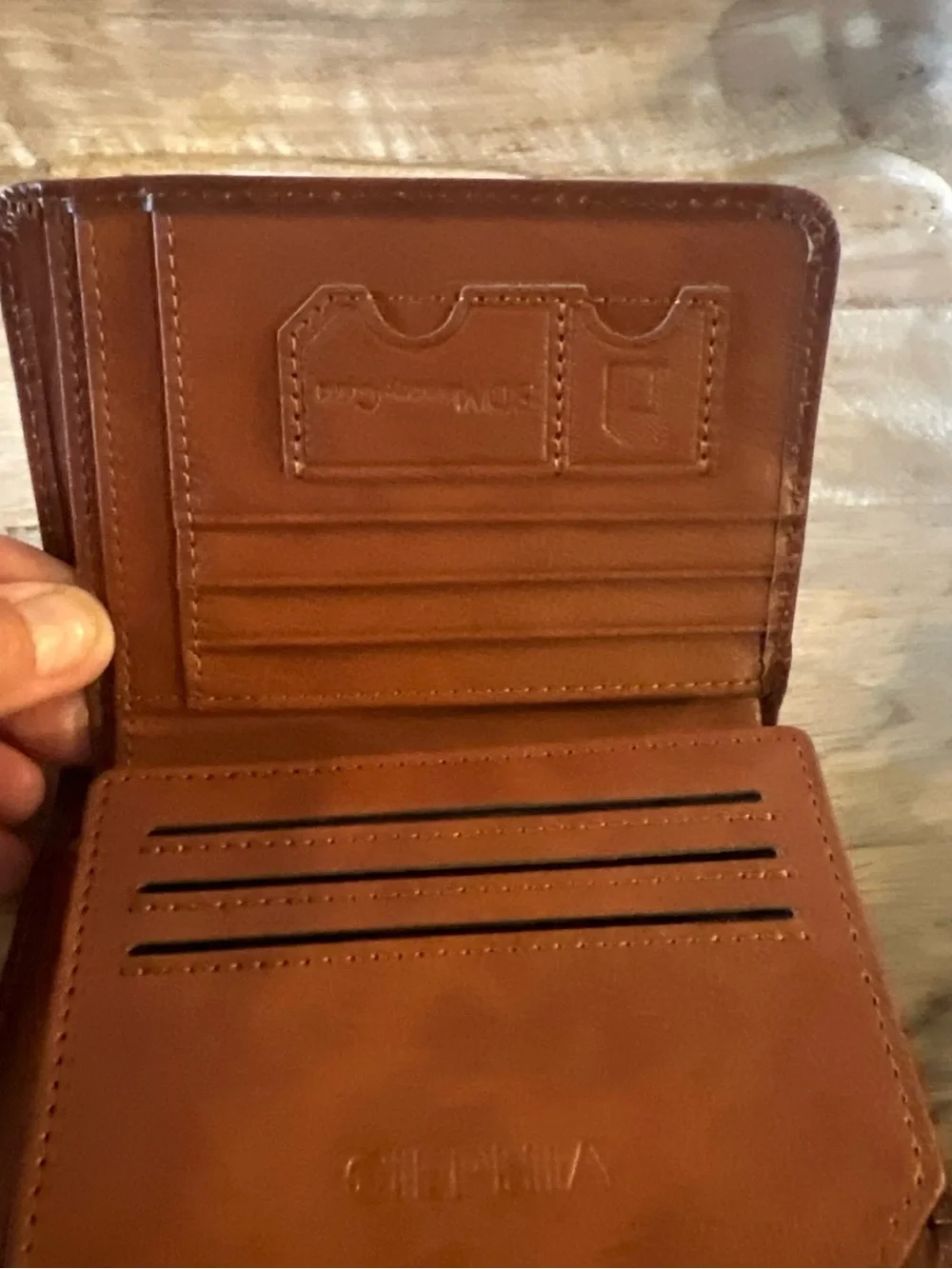 Tan Leather Men’s Wallet - Classic Bifold